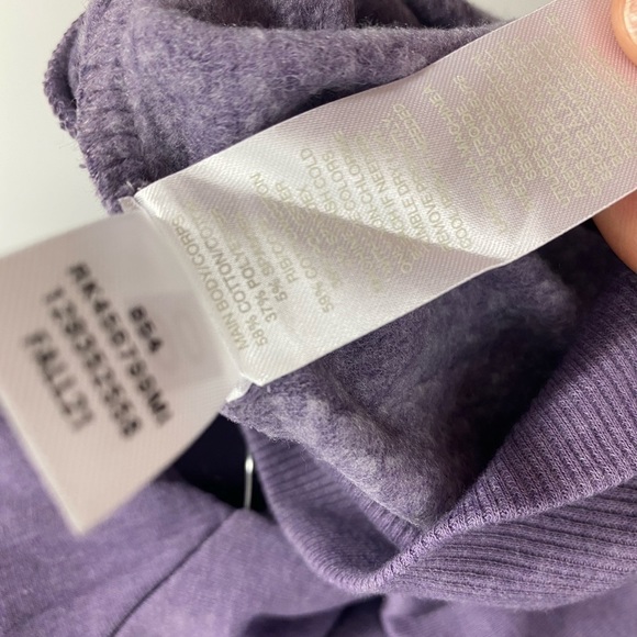 𝅺nwt Z by Zella Purple Maternity Crew Neck Sweatshirt Size Medium - Picture 3 of 6